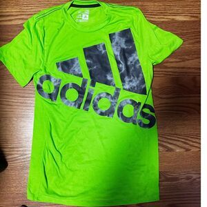Adidas T-Shirt USED Youth L
